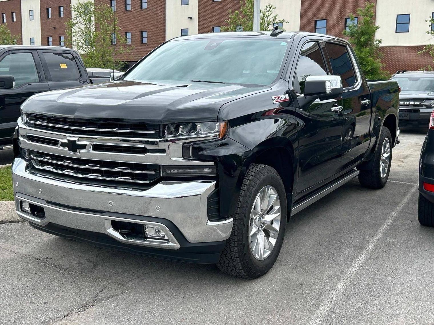 CHEVROLET SILVERADO LTD 2022 1GCUYGED0NZ145122 image